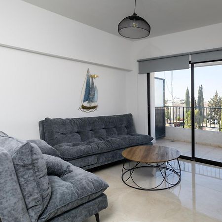 Ollies 3 Bedroom Apartment Larnaka Exterior foto