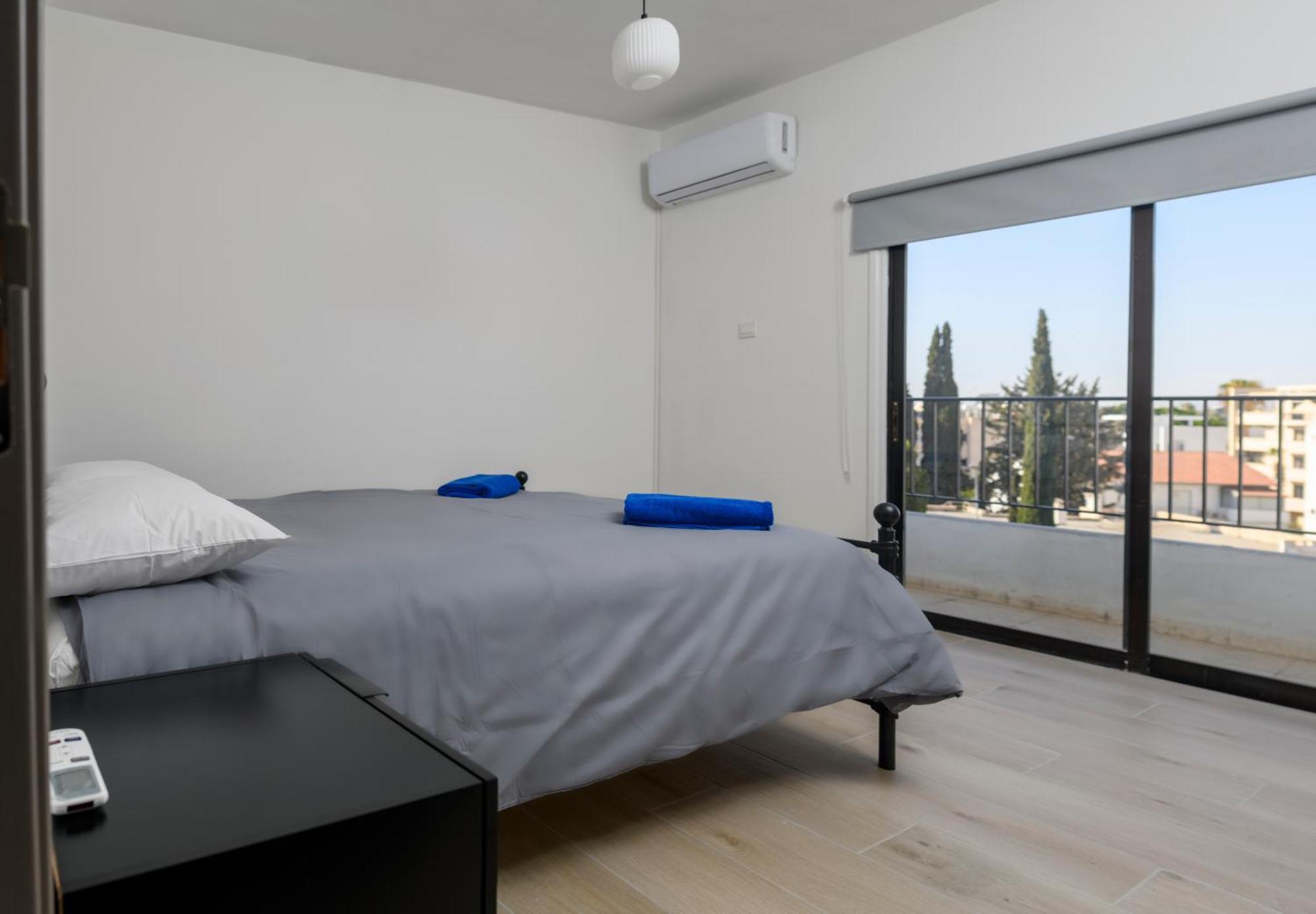 Ollies 3 Bedroom Apartment Larnaka Exterior foto
