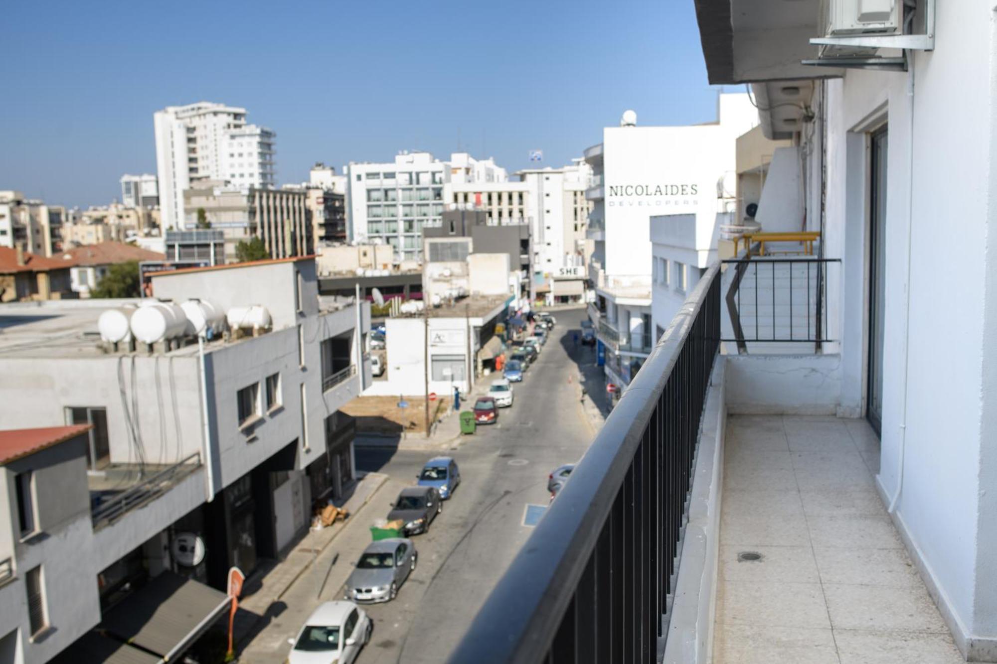 Ollies 3 Bedroom Apartment Larnaka Exterior foto